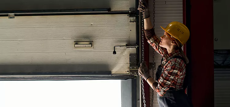 Addressing Common Garage Door Stoppage Issues in Moses Lake, WA